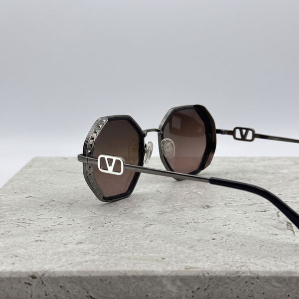 Luxury Octagon Metal Frame Sunglasses – Black & Silver